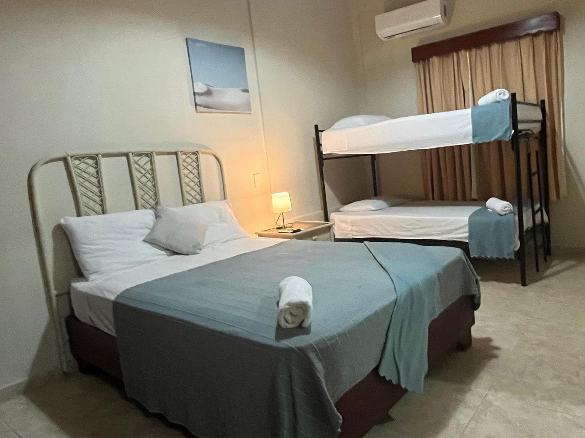 Hotel Plaza Kavia Санто-Доминго Экстерьер фото