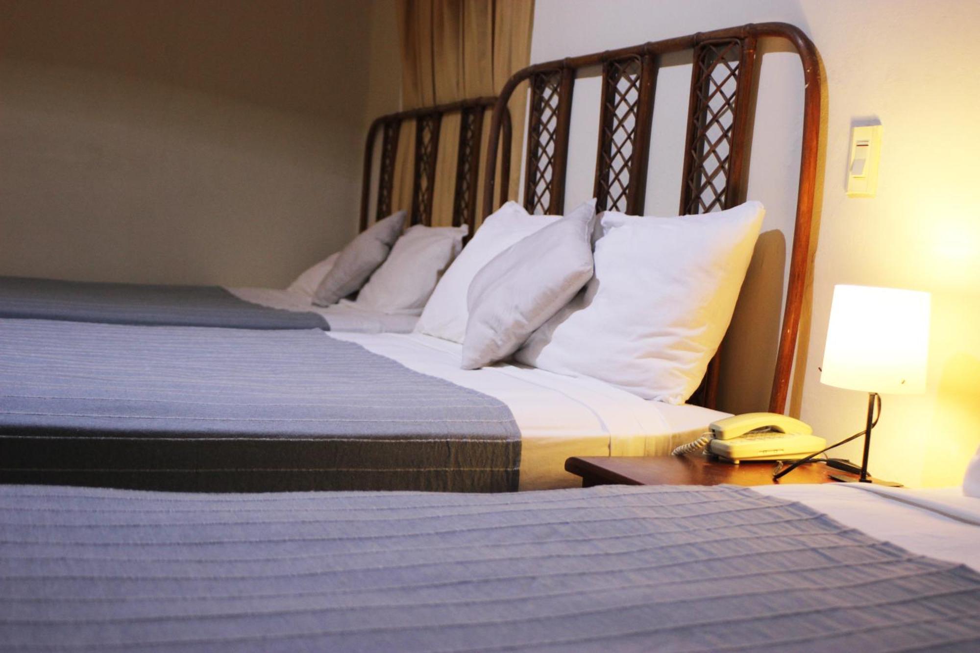 Hotel Plaza Kavia Санто-Доминго Экстерьер фото